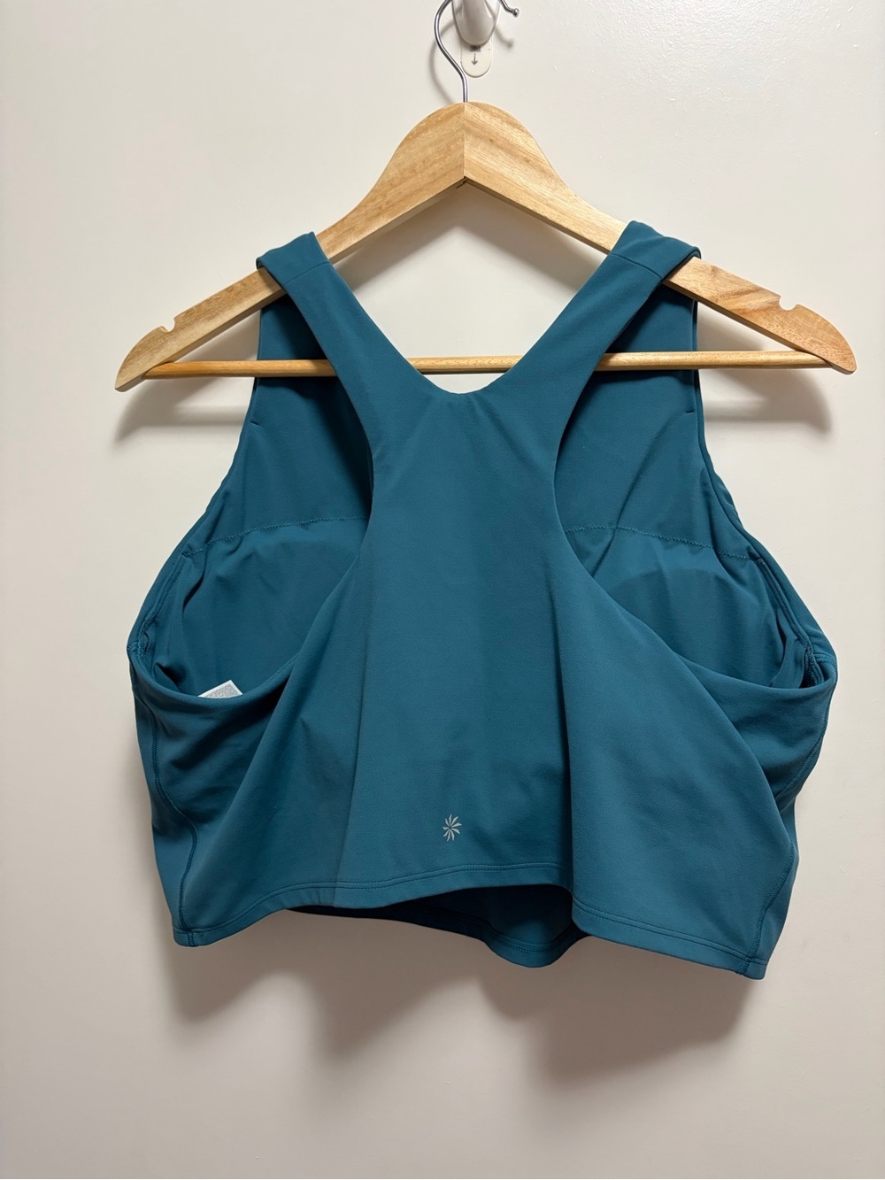Athleta Conscious Crop D-DD+ High Neck Cropped Athletic Top with Sports Bra 2X - Picture 2 of 6